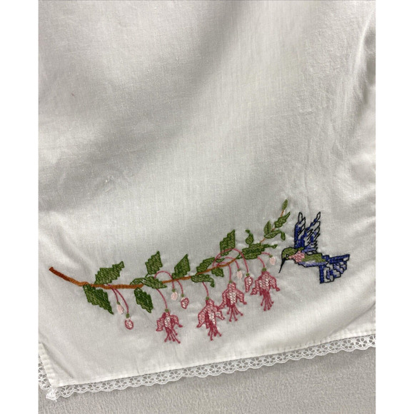 Two Hummingbird‎ Floral Embroidered Table Runners White Cotton Lace Trim - Picture 3 of 10